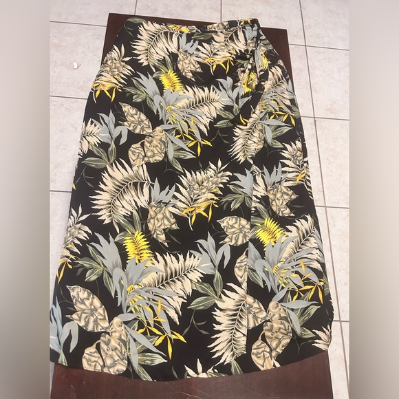 Ann May Dresses & Skirts - Floral Black Maxi Skirt